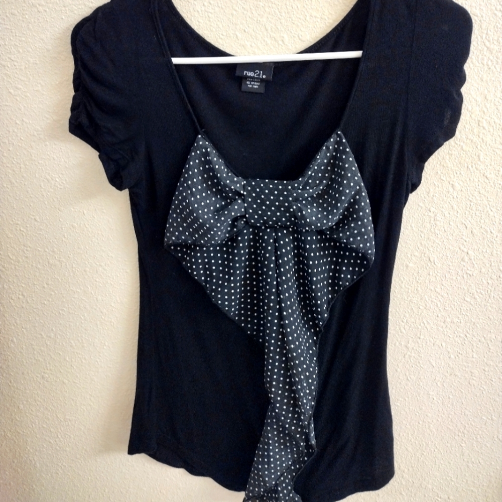 Rue21 Top